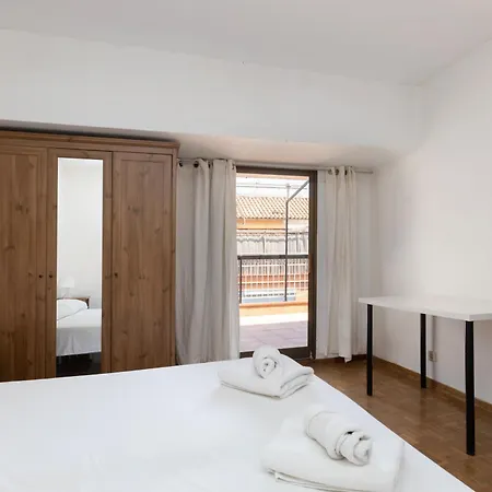 Апартаменты Aparteasy - Atic Sants