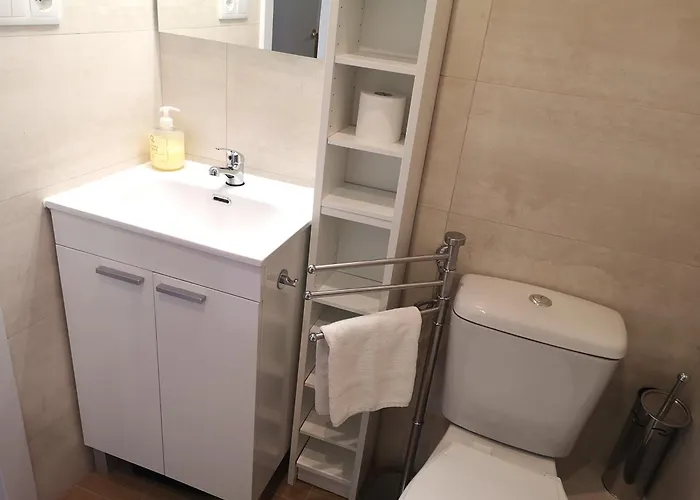 Aparteasy - Atic Sants 公寓 *