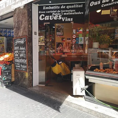 Aparteasy - Atic Sants *